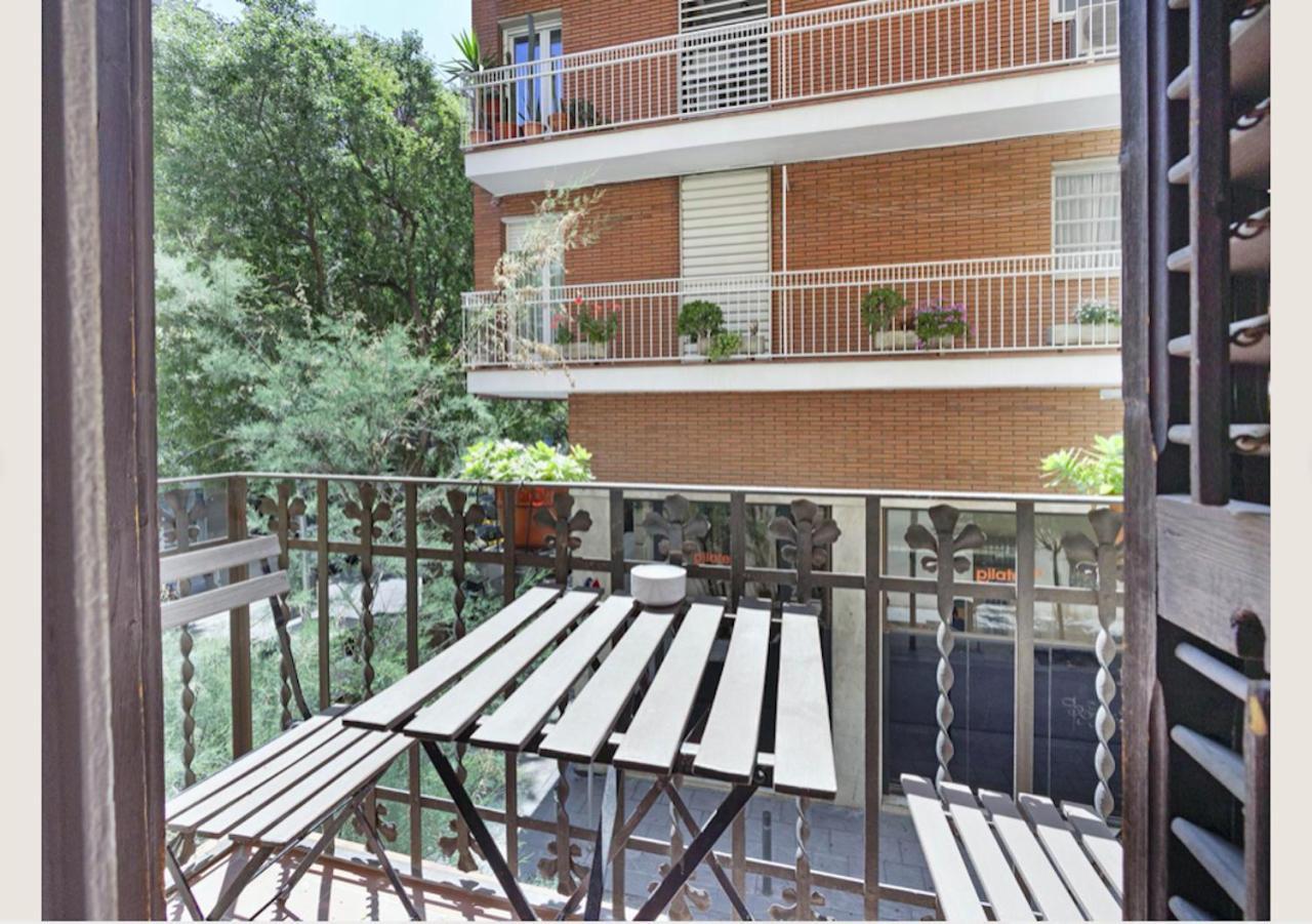 Great Apartment In Sagrada Familia With Balcony Barcelona Exterior photo